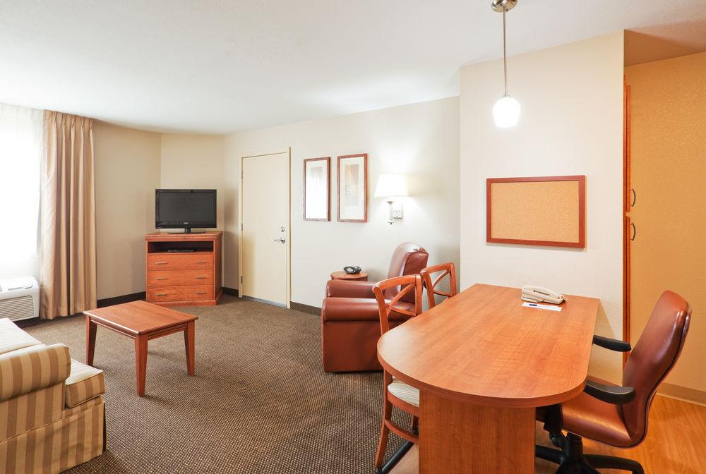 Candlewood Suites Eastchase Park By Ihg Μοντγκόμερι Εξωτερικό φωτογραφία