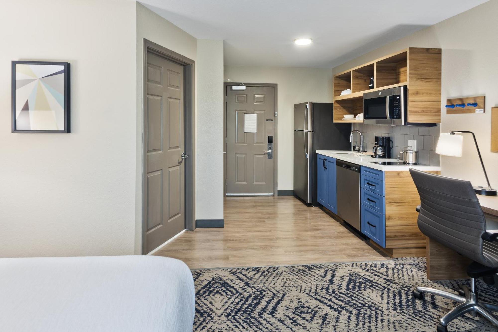 Candlewood Suites Eastchase Park By Ihg Μοντγκόμερι Εξωτερικό φωτογραφία